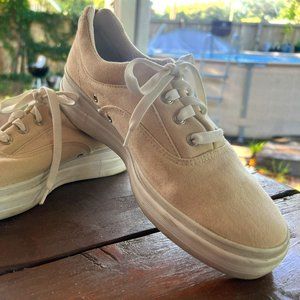 Keds Women’s Beige Purefit Canvas Sneakers Sz 7.5